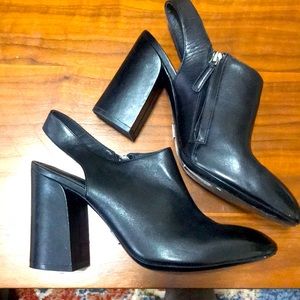 Michael Kors Leather booties